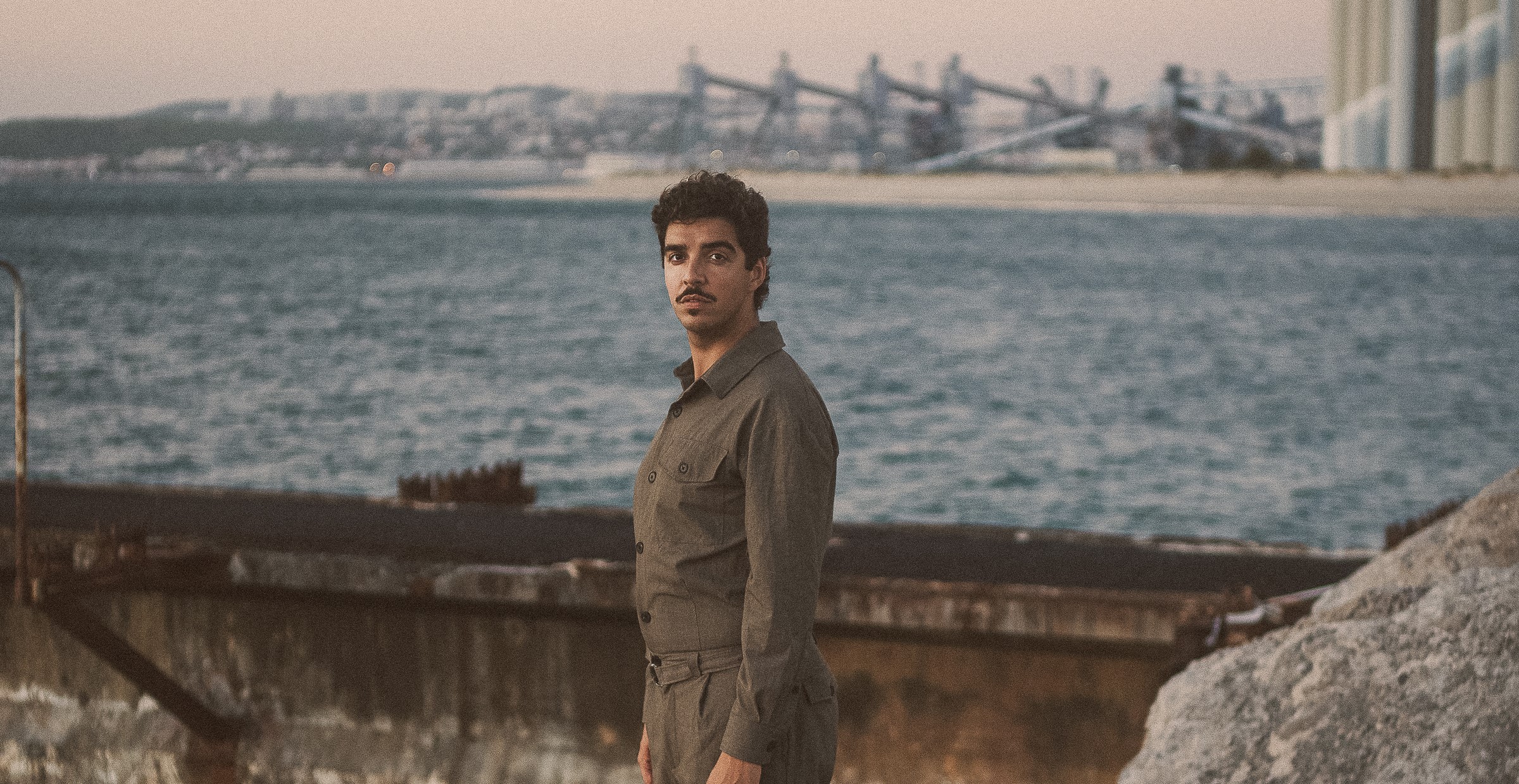 THE PORTUGUESE ARTIST YOU NEED TO KNOW: JANEIRO